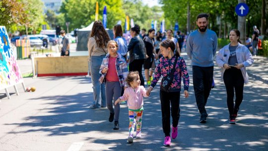 În weekendul 1-2 iunie, „Străzi Deschise, București – Promenadă Urbană” transformă Calea Victoriei și Strada Bârcă din Sectorul 5 într-un veritabil festival al copilăriei