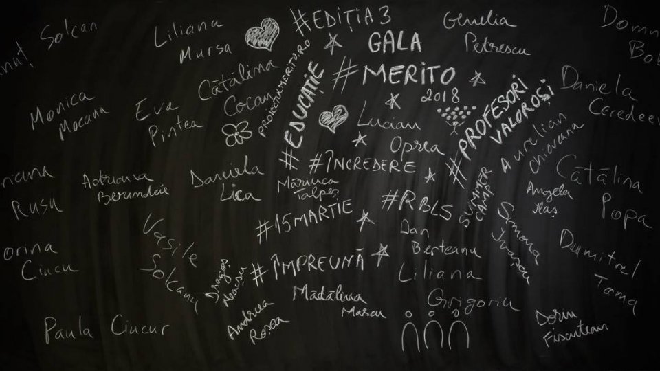 Gala MERITO premiază profesorii exemplari, aceia care schimbă Romania în bine