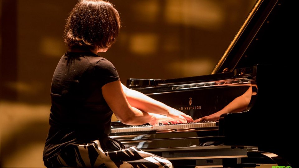 Turneul naţional de recitaluri al pianistei Oxana Corjos se încheie la Ateneul Român pe 12 noiembrie
