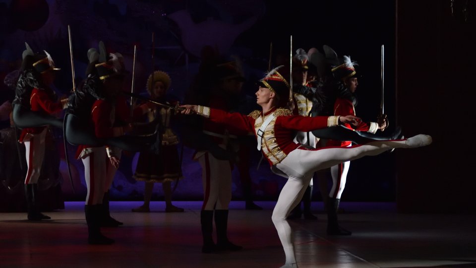 „Spărgătorul de nuci”, baletul ce anunță sărbătorile de iarnă pe scena Operei Naționale București