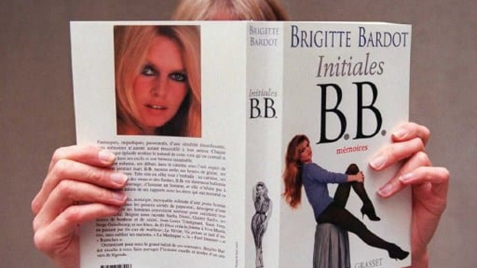 PORTRET: Brigitte Bardot – etalonul frumuseţii provocatoare, apărătoarea celor care nu cuvântă