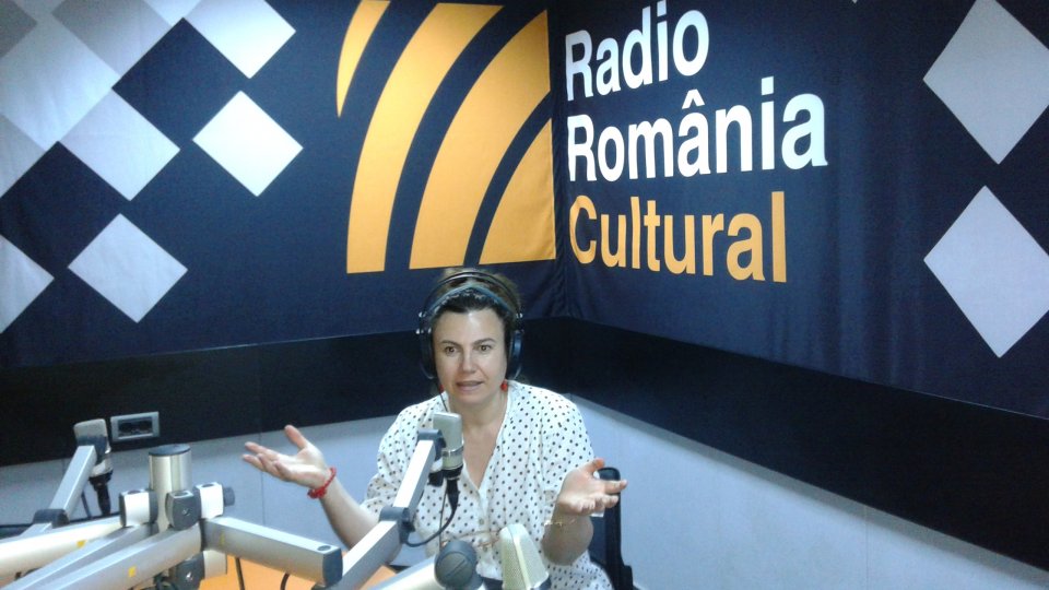 Mirela Stana, realizator al emisiunii IClasă, de la Radio România Cultural:  “Sunt empatică, fapt ce îmi aduce câteodată multă suferință”