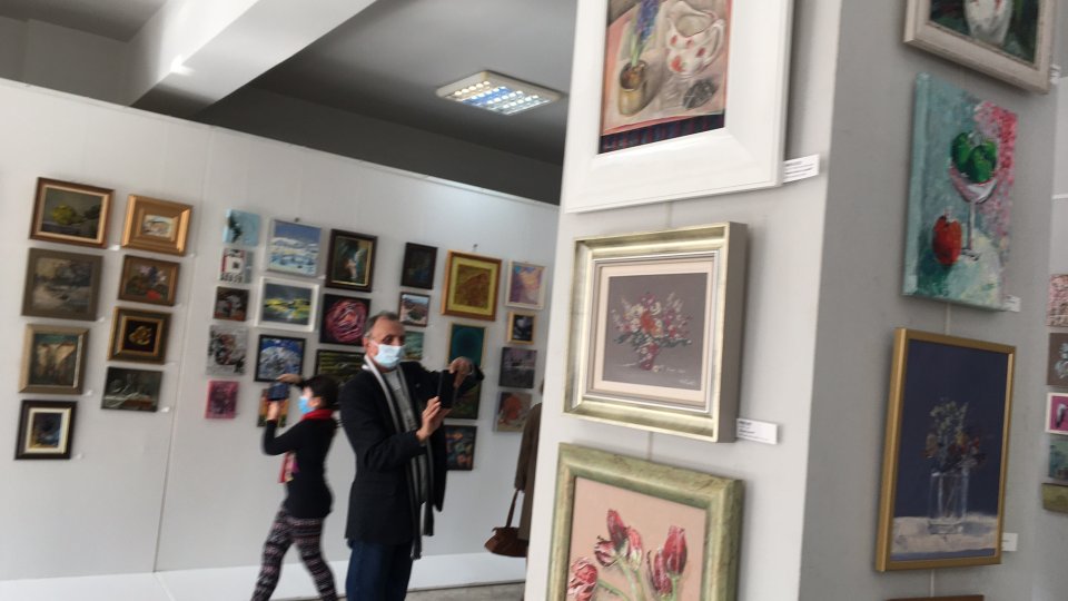 “Implicarea directă a școlilor de artă face expoziția mai provocatoare”, critic Ana Amelia Dincă