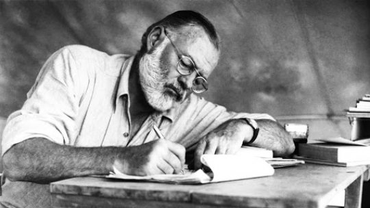 DOCUMENTAR: Aventurile secrete ale lui Ernest Hemingway
