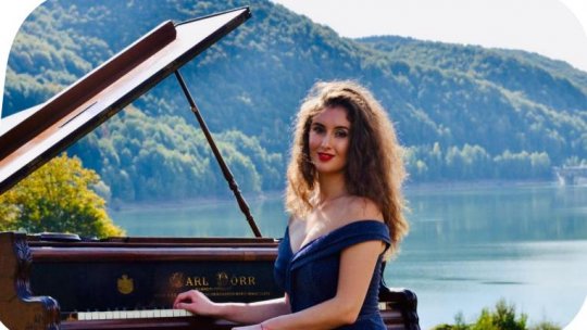 Soundcheck: Pianista Sînziana Mircea va concerta în această săptămână pe scena Filarmonicii din Pitești și la Centrul de Cultură “Tinerimea Română” din București
