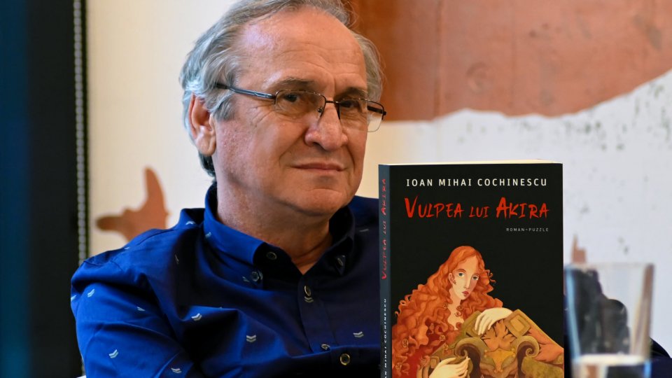 Timpul prezent în literatură - Ioan Mihai Cochinescu: „Viaţa merită întîi de toate să fie povestită”