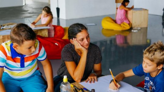 Irina Cangeopol, de la economie la artă vizuală, la ”Născut în România”, pe 22 ianuarie 2023 începând cu ora 16.00