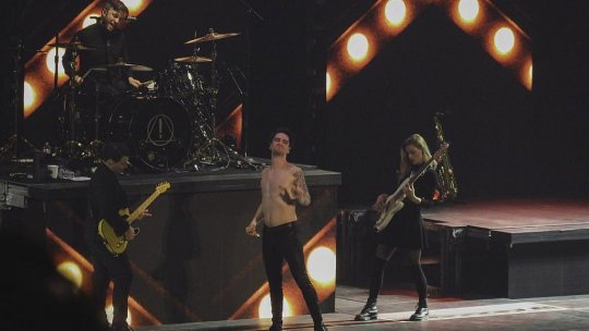 Povestea trupei Panic! At the Disco ajunge la epilog!