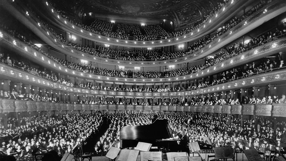 La Metropolitan Opera, după 17 ani, din nou „Lohengrin”, capodopera lui Wagner!