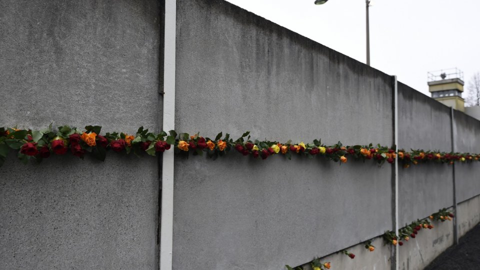 Jurnalistul Petre M. Iancu MARTOR la căderea Zidului Berlinului