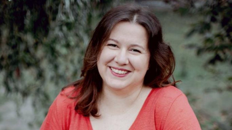 Timpul prezent în literatură - Ioana Burtea: „În scris nu am vrut să mă scuz pentru nimic”
