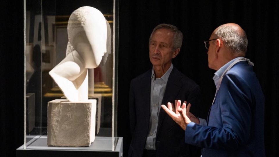 Peste 30.000 de bilete rezervate în doar 2 săptămâni de la deschiderea expoziției „Brâncuși: surse românești și perspective universale”, al cărei ghidaj audio este asigurat de Radio România Cultural