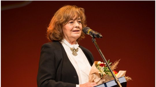 ANA BLANDIANA: "Monica Lovinescu avea un fel de a-i domina pe toți cucerindu-i, nu obligându-i să i se supună!" 