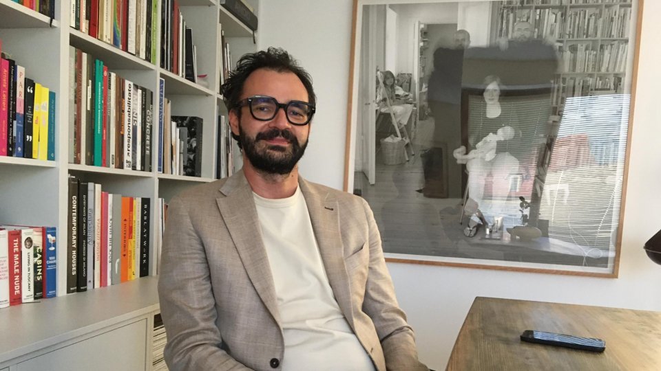 Născut în România - Portretul unui galerist de artă: Andrei Jecza - patriot, colecționar și păstrător al moștenirii artistice