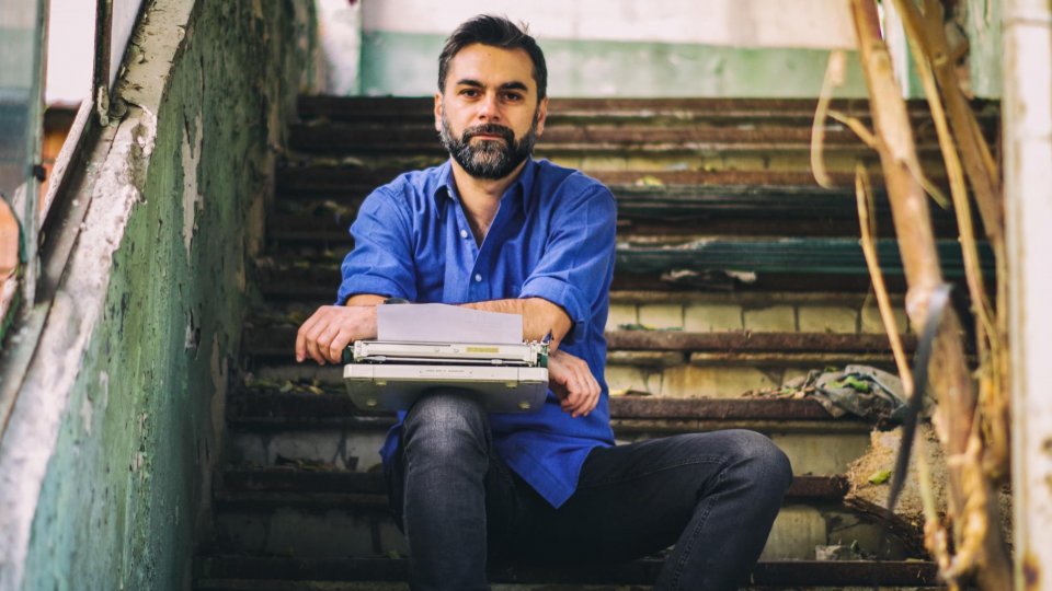 Marius Chivu la Întâlnirile Clubului Logos: Kiwi, 2023. Antologia de proză scurtă. Trecuturi