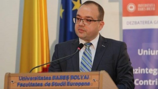 Timpul prezent - Valentin Naumescu: „Chiar şi după alegeri, Polonia va rămîne profund dezbinată”