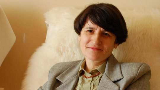 Texte şi pretexte: Arta literară în dezbatere. Invitată: scriitoarea Viorica Răduţă