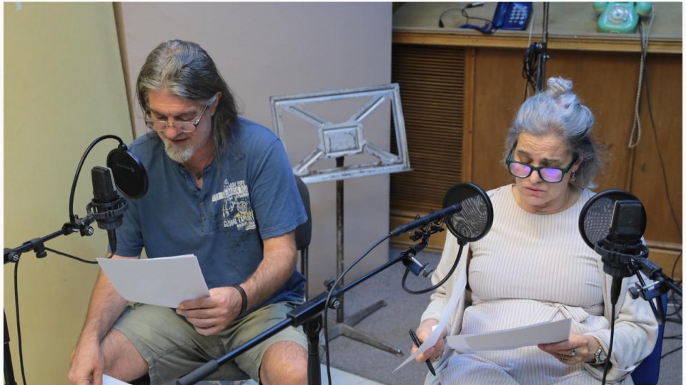 Primul spectacol de teatru radiofonic lansat online. ”Între câine și lup”, de Ilinca Stihi, cu Maia Morgenstern și Zoltan Octavian Butuc, o montare dedicată Monicăi Lovinescu. | PODCAST