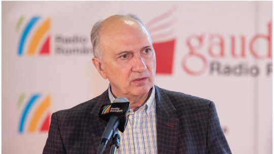 "Viața merge înainte și înainte merge și viața cărților", Ion Bogdan Lefter, președinte onorific Gaudeamus Radio România | PODCAST