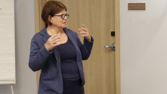 Știința 360 - 8 noiembrie 2023 - Irit Hershkowitz: Trebuie să îi spui unui copil: te văd, te aud, sunt aici pentru tine, aș vrea să te ajut!