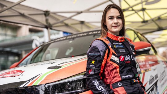 Născut în România cu Cristiana Oprea, prima româncă pilot care a concurat în Campionatul Mondial de Raliuri