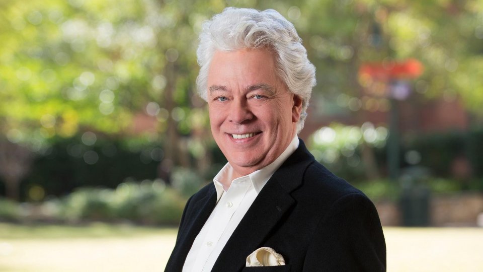 Dirijorul Christopher Warren-Green, invitat la Sala Radio