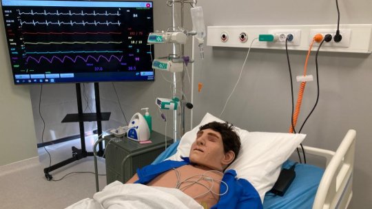 CONSULTAȚII – Practici și tehnici medicale cu ajutorul manechinelor high-tech