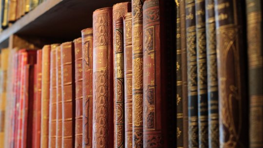 Timpul prezent în literatură - Un an de război în Ucraina. Cum ne raportăm la literatura rusă?