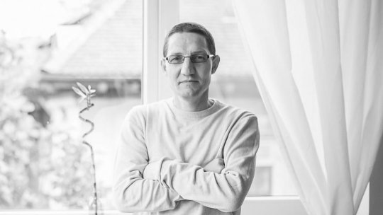 Texte şi pretexte: Cum citim un haiku: chei pentru a înţelege/trăi irealitatea poemului. Invitat: poetul Florin Golban