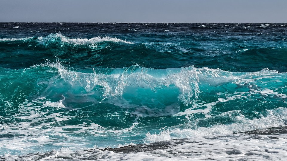 Timpul prezent - Roxana Bojariu, climatolog: „Numai cu un ocean sănătos ne putem adapta la schimbările climei”