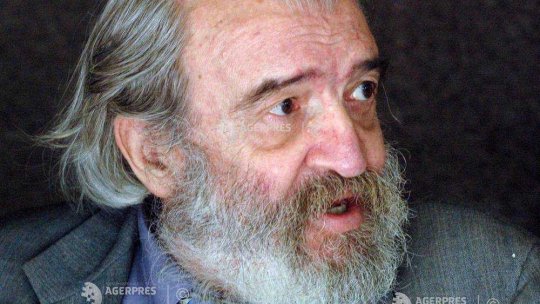 Vocile memoriei: Romulus Vulpescu - un om orchestră
