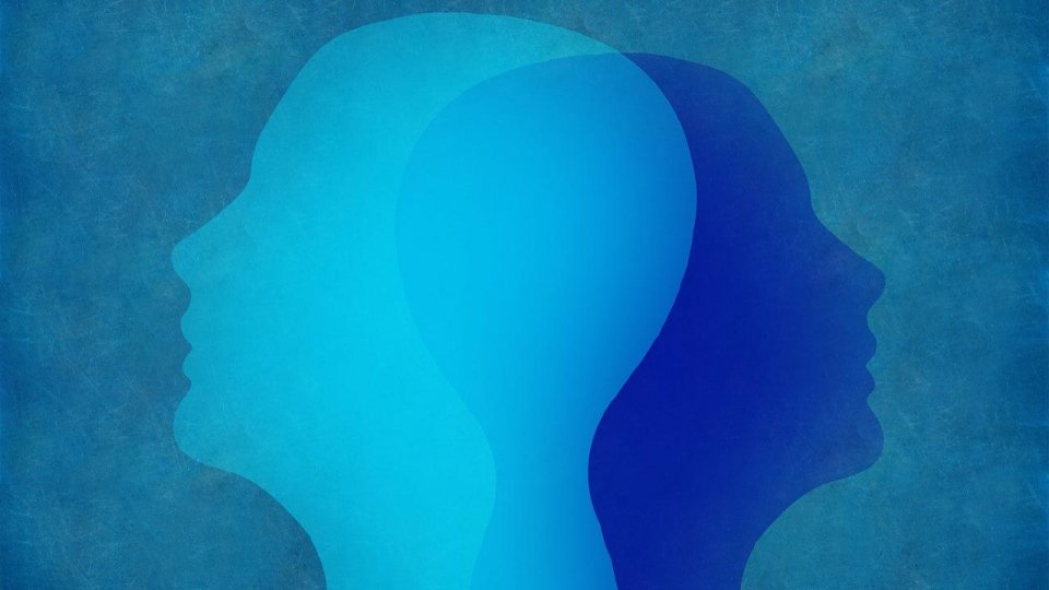 Timpul prezent:  Cu Mihaela Czobor-Lupp despre paradoxurile identității