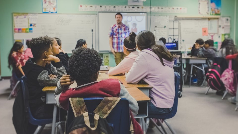 I Clasă – informații actuale din educație, practica în liceele agricole și proiecte anti bullying
