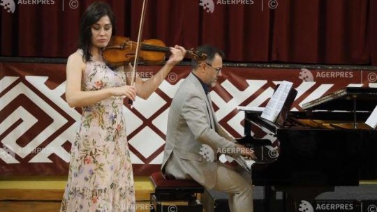 Soundcheck: La invitația Ambasadei României la Lima, violonista Diana Jipa și pianistul Ștefan Doniga vor susține, în zilele de 25 și 27 aprilie, în capitala Republicii Peru, două recitaluri camerale din seria Cantemir 300