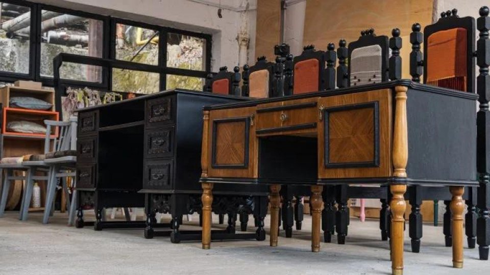 Primul târg anual de mobilier din lemn recondiționat s-a deschis la Slănic Moldova în perioada 22-24 aprilie, Centrala Artelor In Context
