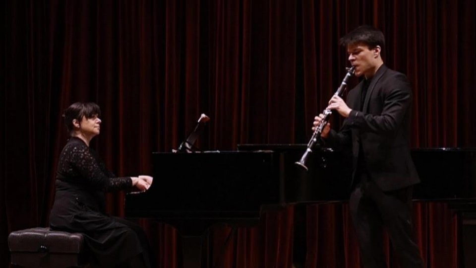 Turneul cameral Seri de Sonate susținut de clarinetistul Petru Pane şi pianista Oxana Corjos continuă la Viena și Berlin