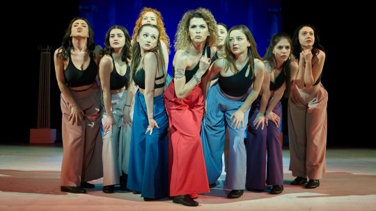 Eveniment pe scena mare a Teatrului Național Iași:  premiera pe țară „Lysistrata, dragostea mea” de Matei Vișniec, în regia lui Zalán Zakariás