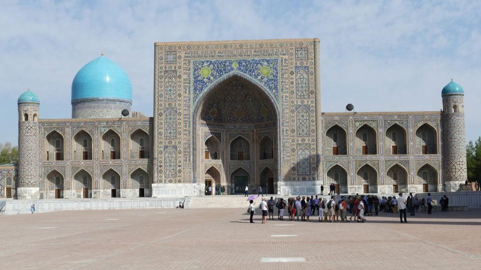 Călător de weekend: Piața Registan din Samarkand – simbolul Uzbekistanului