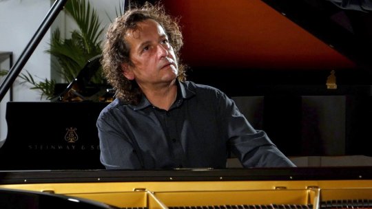 Protagonistul emisiunii Cult Top de duminică 2 aprilie - unul dintre cei mai importanți pianiști români – directorul artistic al Filarmonicii din Brașov, Horia Mihail