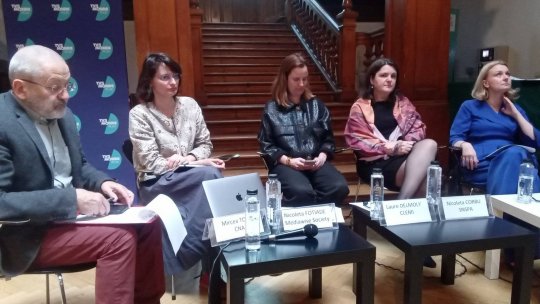 "Întâlniri pe marginea educației și-a informației" la Institutul Francez din București