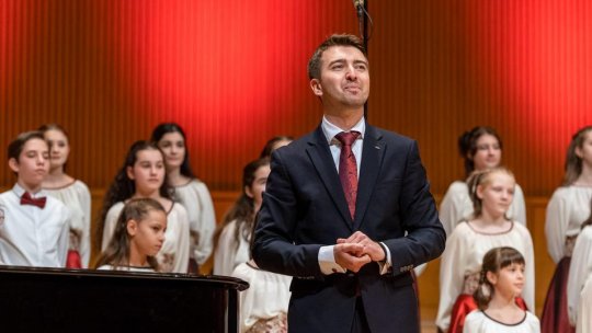 În perioada 8-12 mai, invitatul emisiunii „Vorba de cultură” este dirijorul Răzvan Rădos