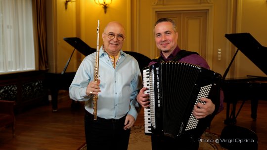 Turneul Național Flautul Fermecat, ediția a XII-a, începe pe 12 mai Şansonete şi şuete - Ion Bogdan Ștefănescu – flaut, Fernando Mihalache - acordeon