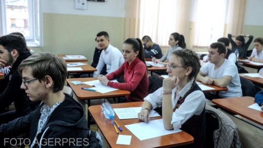Precizări ministeriale privind existența unor variante de planuri-cadru pentru învățământul liceal