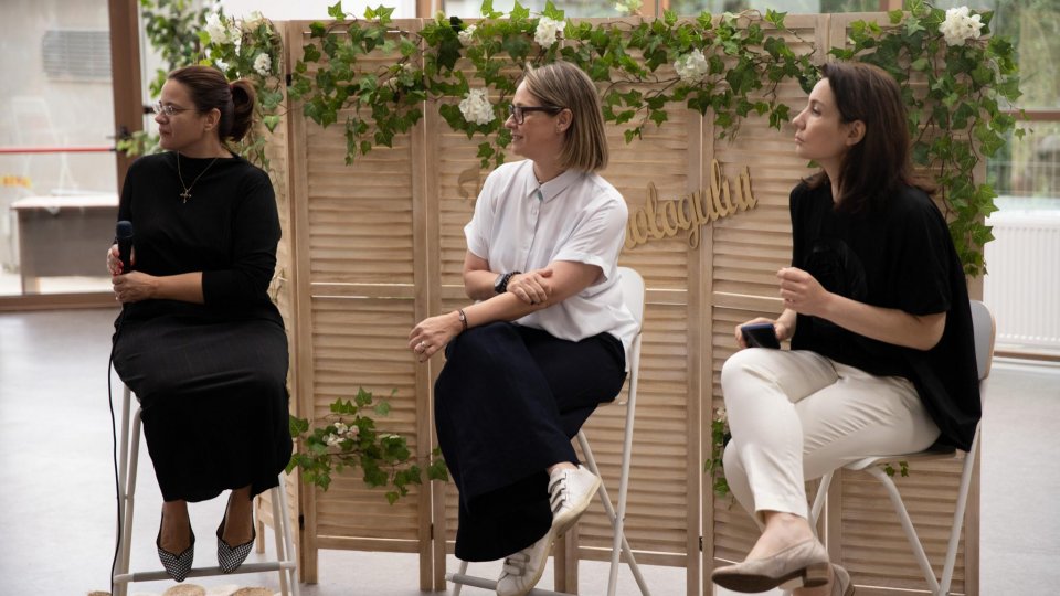 Comunicarea la școală și acasă – Introspecții, duminică, 11 iunie 2023, ora 18.30