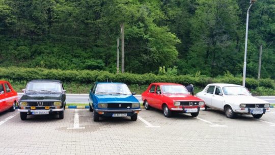 Invitație la “Întâlnirea Națională Dacia Clasic” Piata Sfatului, Brașov, 17 iunie 2023, 11.00.-15.00