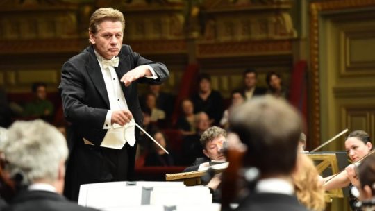 Maestrul Christian Badea şi violistul Răzvan Popovici cântă Schumann, Walton şi Wagner la Ateneul Român