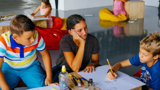 Născut în România - Irina Cangeopol, de la economie la artă vizuală - duminică, 9 iulie 2023, ora 12:00