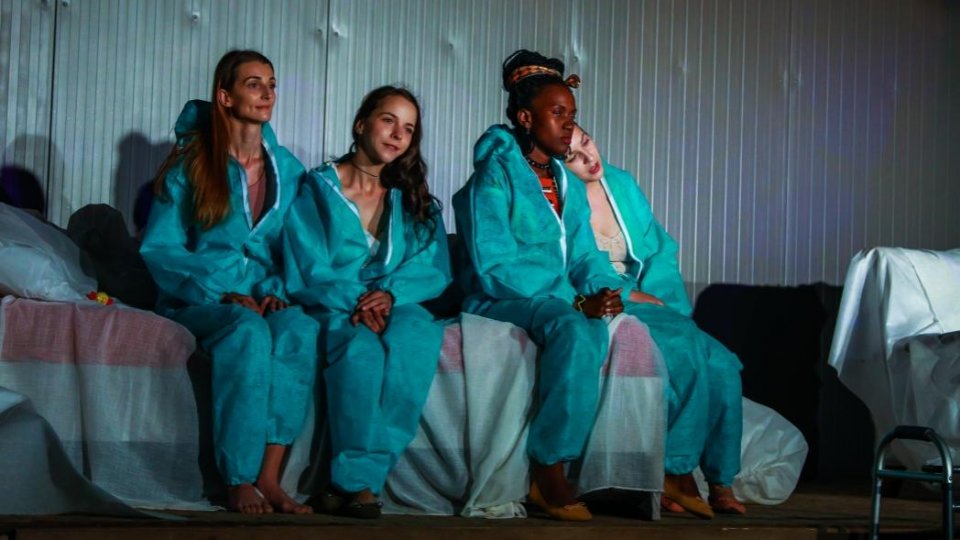 Tinerii artiști sibieni spun NU violenței domestice!