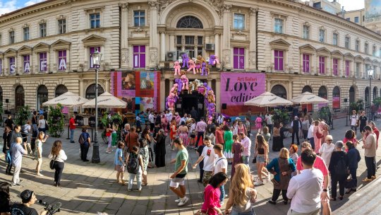 Muzeul instagramabil din inima Bucureștiului cucerește un public tot mai numeros. Art Safari Love Edition - până pe 10 septembrie