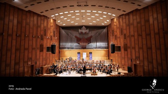 Seria Orchestrelor Românești aduce pe scena de la Sala Radio zece dintre ansamblurile reprezentative din București și alte cinci orașe din țară, în cadrul Festivalului Internațional George Enescu
